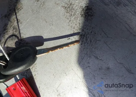 2002 GMC Sierra 1500 Sl z USA, uszkodzony, nr VIN 2GTEC19V221280805